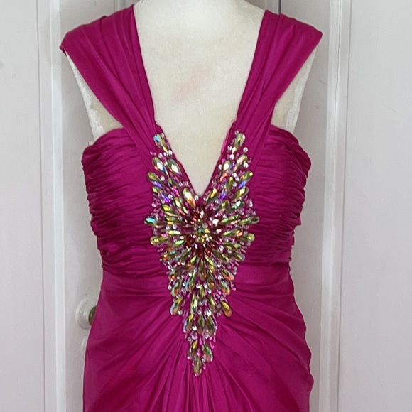 Night Moves•Prom Dress - Picture 2 of 14